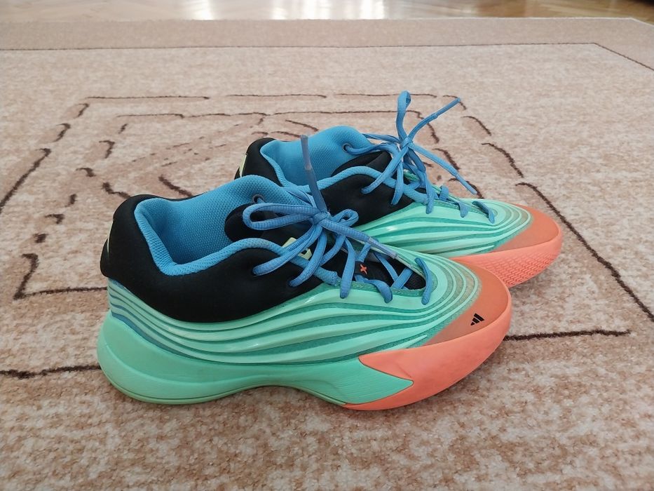 Маратонки  Adidas 38 номер