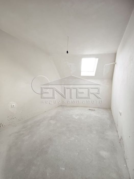 Продава се Тристаен апартамент в Варна, Лятно кино Тракия - 101 кв.м за 2525 €/кв.м - Снимка #4