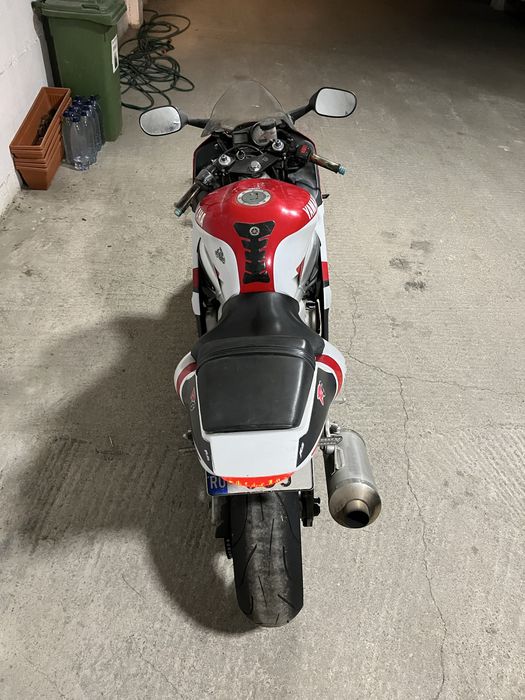 Yamaha YZF-R6 (1999) – În stare bună, proprietar