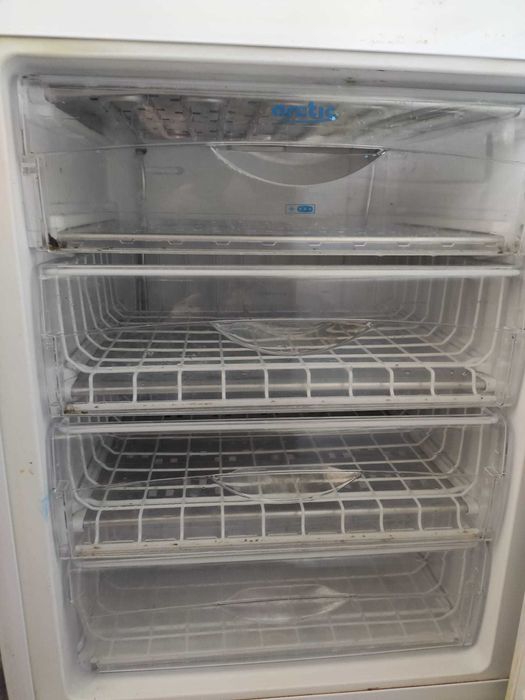 Combina frigorifica Arctic