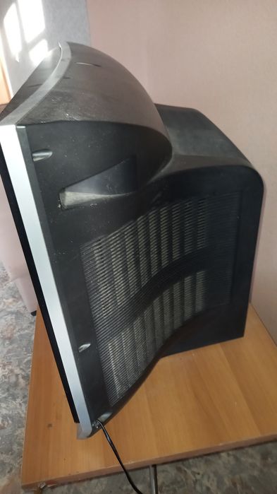 Продам телевизор