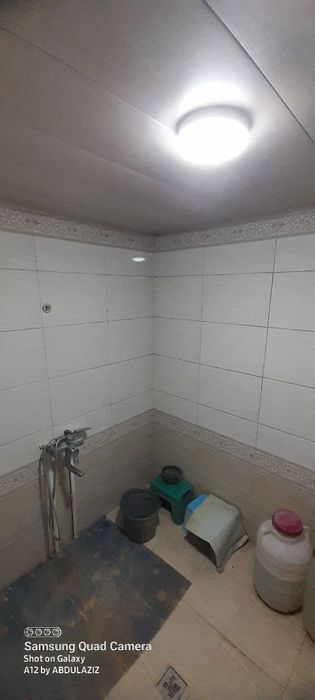 Ҳовли сотилади. 6 сотиҳ, 6 хона. 63000 ками бор