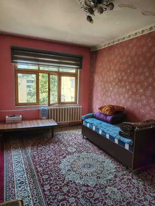 Продается  квартира qoraqamish 1/3 da 1 xona srochna!