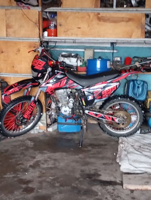 Продам эндуро 250