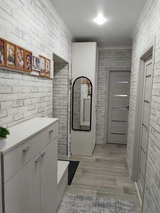 Продажа 2 км. квартиры в мкр.Аэропорт