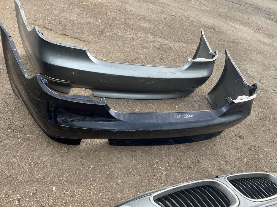 Передний задний бампер на бмв е60 оригинал