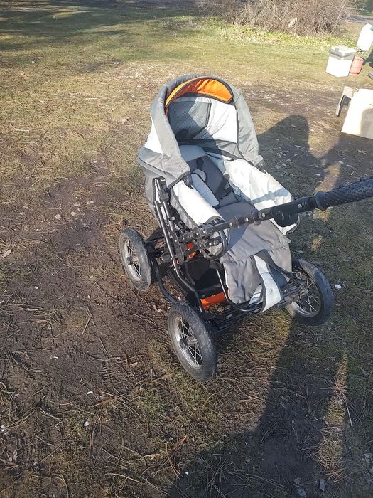 Детска количка зимна