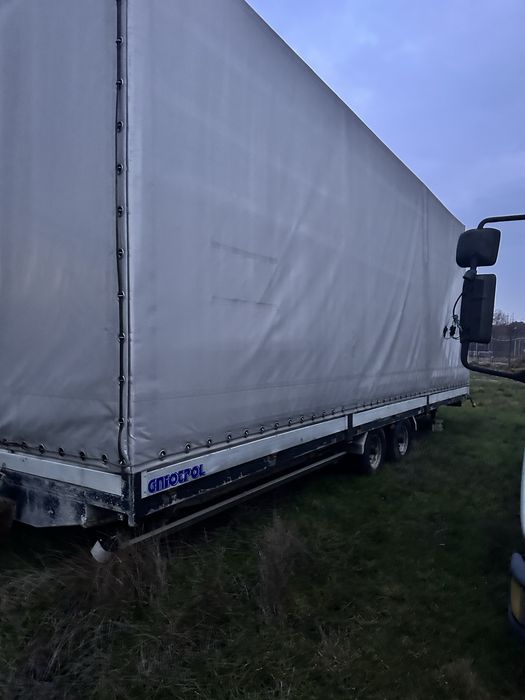 Vand tandem iveco euro daly camion7,5 t si remorca