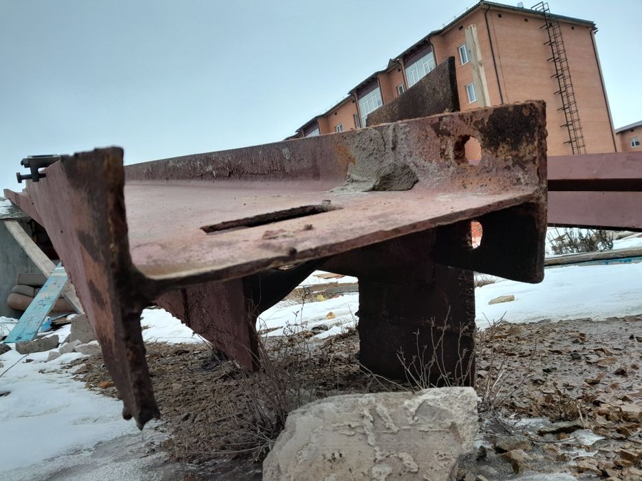 Продам двутавровые балки