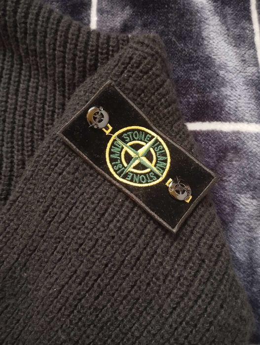 Продам Полузамок Stone Island