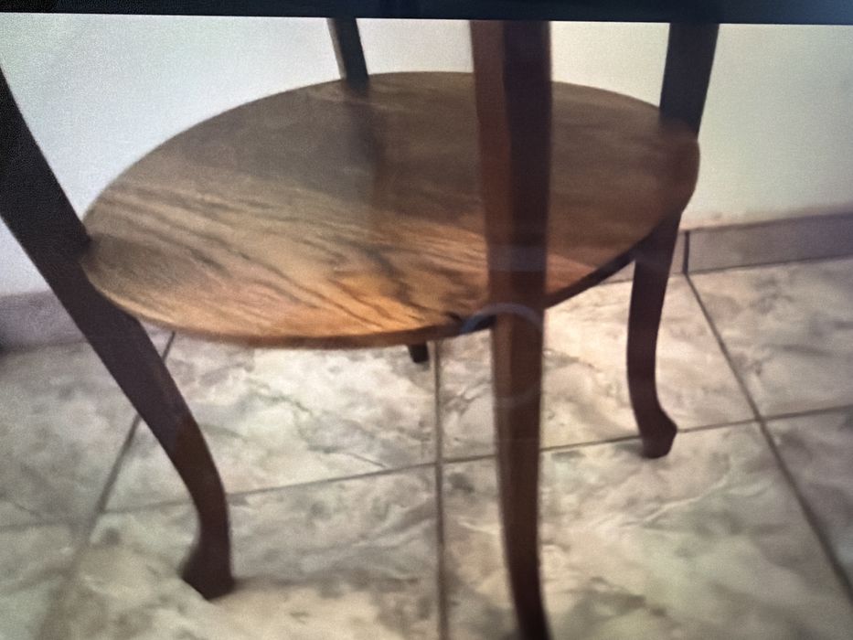 Masa,masuta rotunda franceza din lemn masiv cu etajera