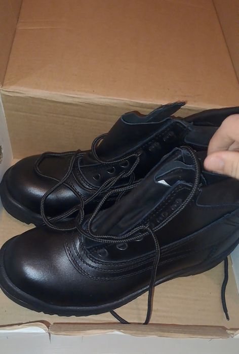 Мужские сапоги. Сатылды