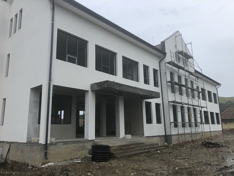 Tencuit mecanizat/Glet/Tinci/Lavabila