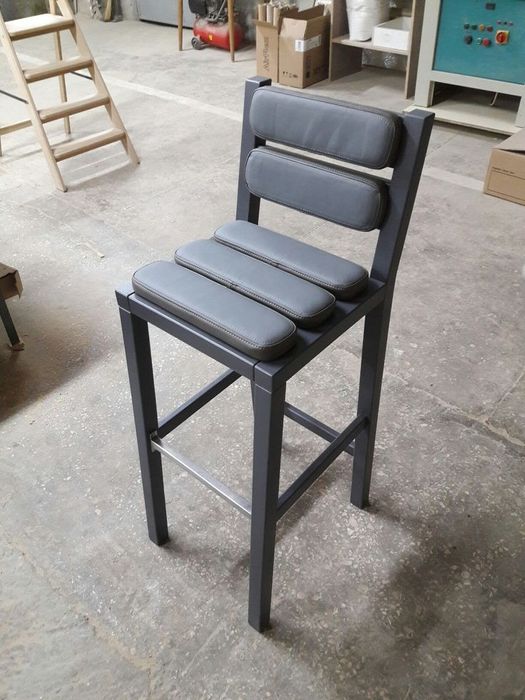 Barniy stul taburetka