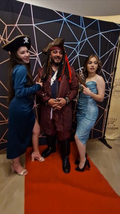 Fum greu*Artificii reci*Baloane cu fum*Laaer*Photobooth*DJ*foto&video*