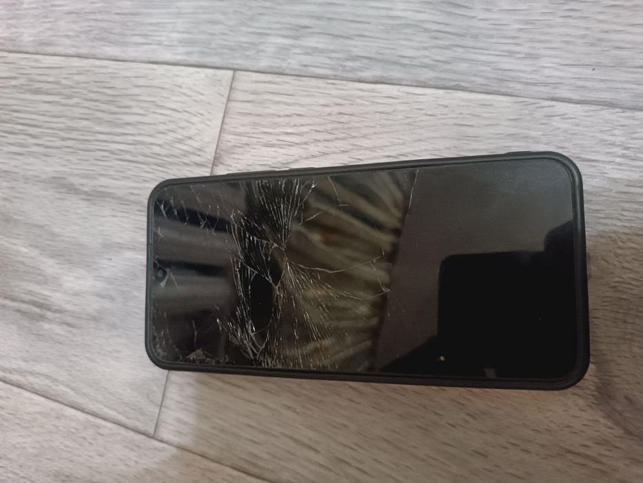 Телефон Xiaomi Redmi 9C