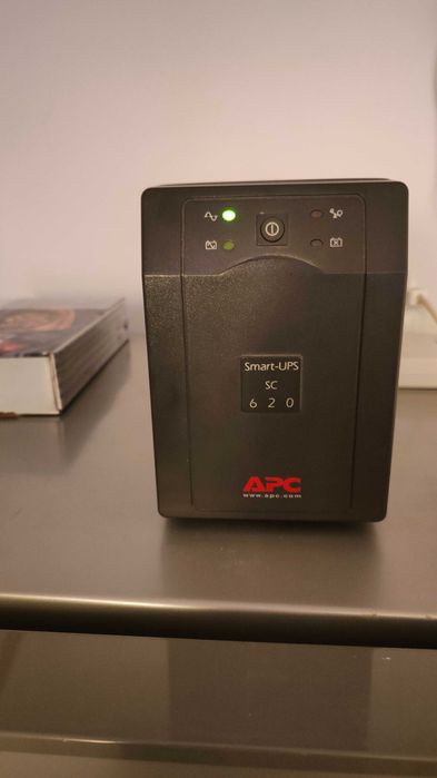 Smart-UPS APC SC620I 620VA, 390W