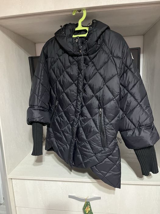 Geaca Moncler marimea 1 femei