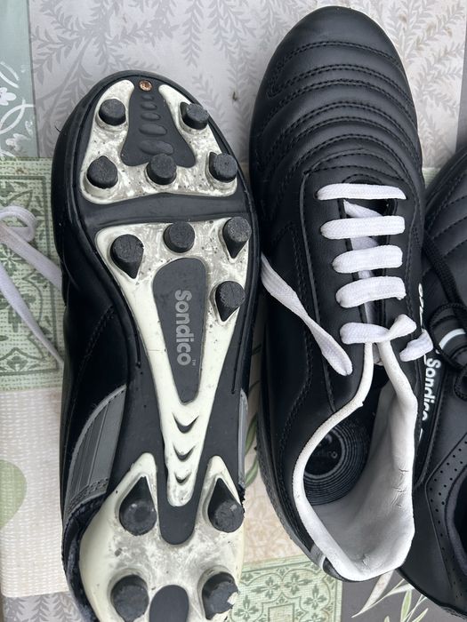 Обувки за футбол