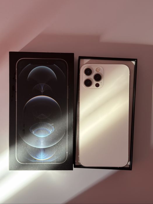 iPhone 12 pro 256гб