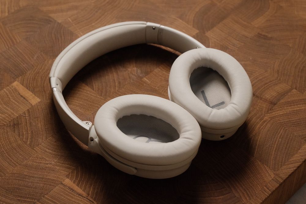 Bose QuietComfort 45 (QC45), бежевые