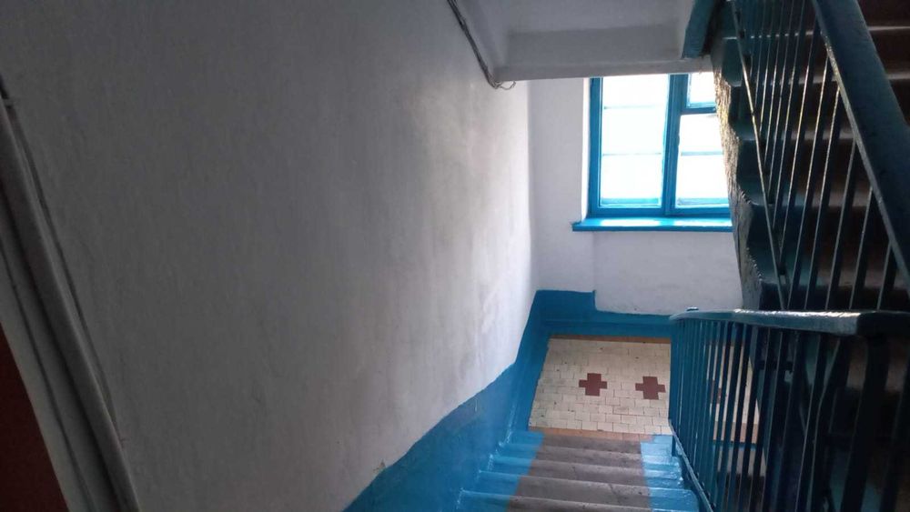 Продается квартира.  21 микрорайон д 8