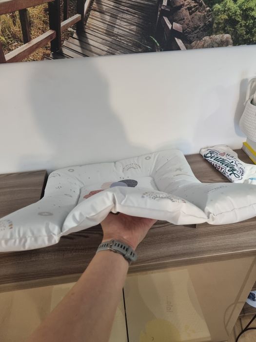 Perna schimb scutece