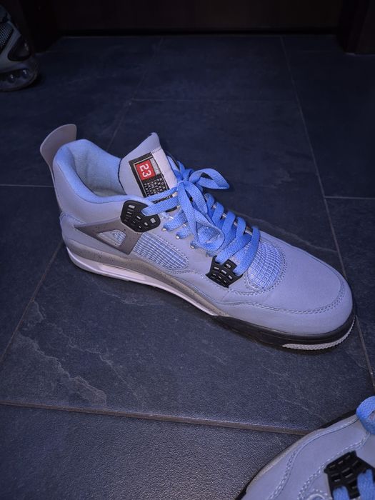 Jordan 4 baby blue
