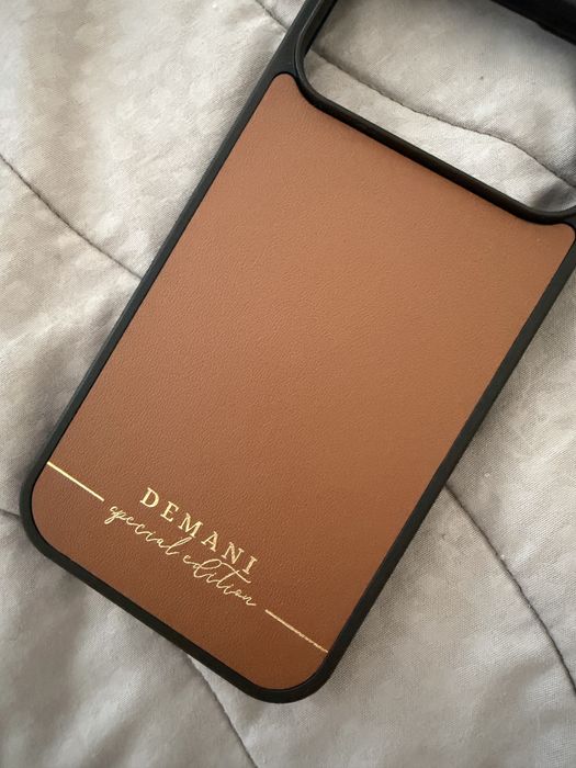Кейс DEMANI и връзка Iphone 17 pro max