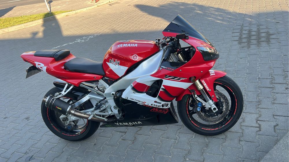 Yamaha YZF R1 2000