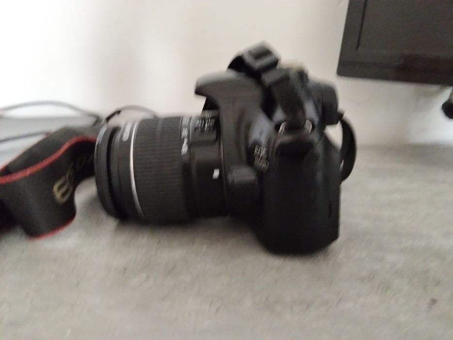 canon eos 1100 фотоаппарат