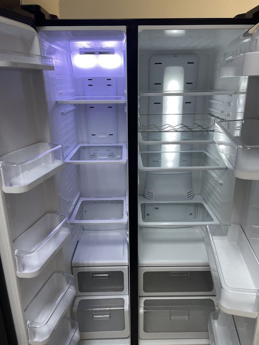 Холодильник samsung