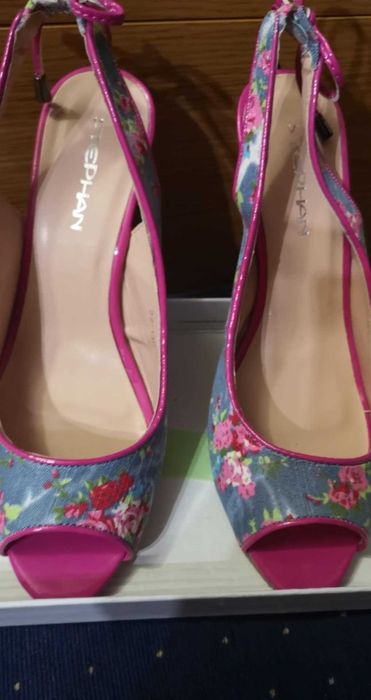 уникално красиви сандали