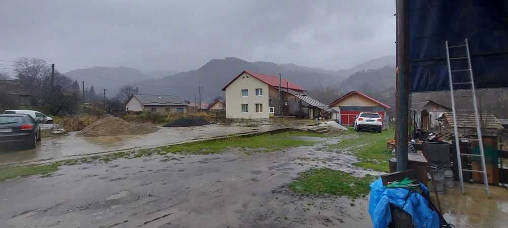 Teren intravilan Siriu, Casocs, DN 10 ,utilități, rate, schimb