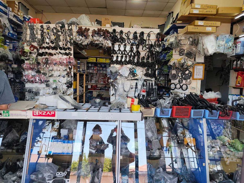 Продам магазин автозапчастей в Яшнабадском районе.Антей