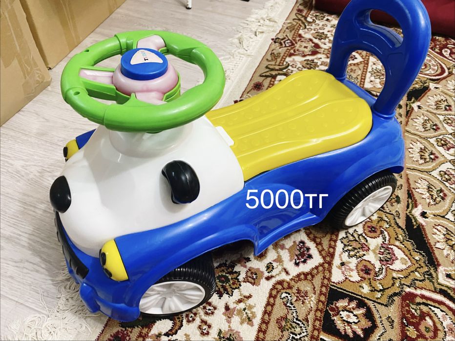 Продам ходунки толокар батут