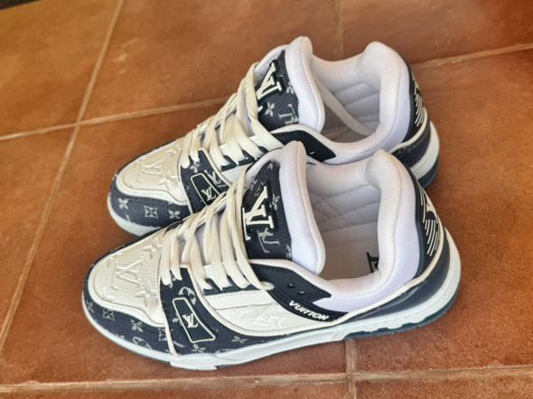 Louis Vuitton Trainers Navy Blue