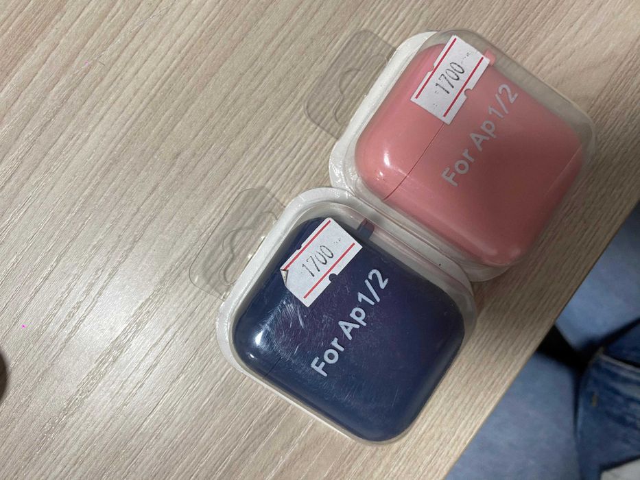 Чехлы на iPhone 12 / 12 Pro / 13 Pro Max новые