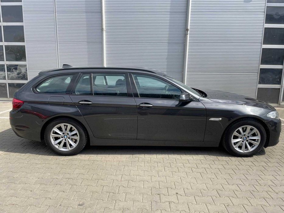 Autoturism BMW 525 , an 20115 , X Drive