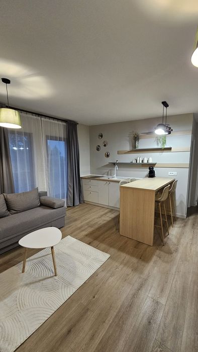 Cazare Regim hotelier 4 Persoane