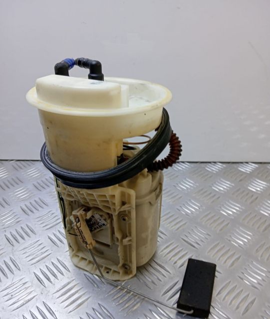 Pompa Rezervor 6Q0919051F Volkswagen VW Polo a 4-a generatie 9N seria