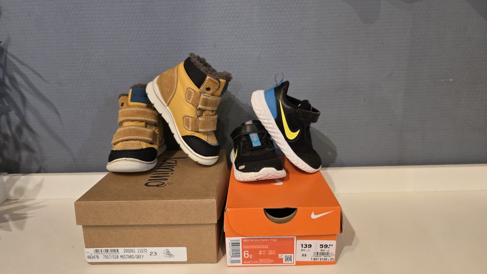 Маратонки Nike revolution 22 номер и топли боти Tech 23 номер- обща це