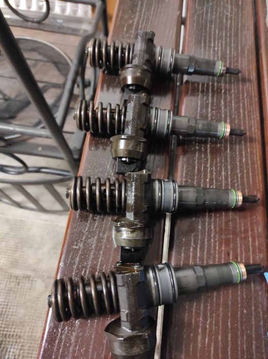 Injectoare Bosch AUDI A3 2.0 TDI cod motor BMM