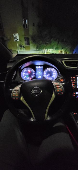 Vând nissan qashqai j11-2015