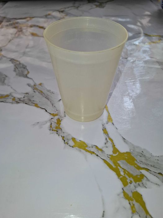 Продаются стаканы пластиковые