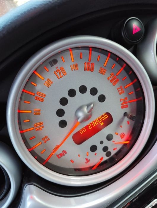 Vând sau schimb cu 4x4