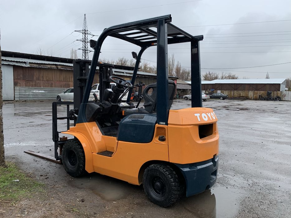 Toyota 7FG15 Вилочный погрузчик