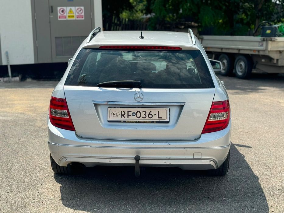 Mercedes c 200 2013