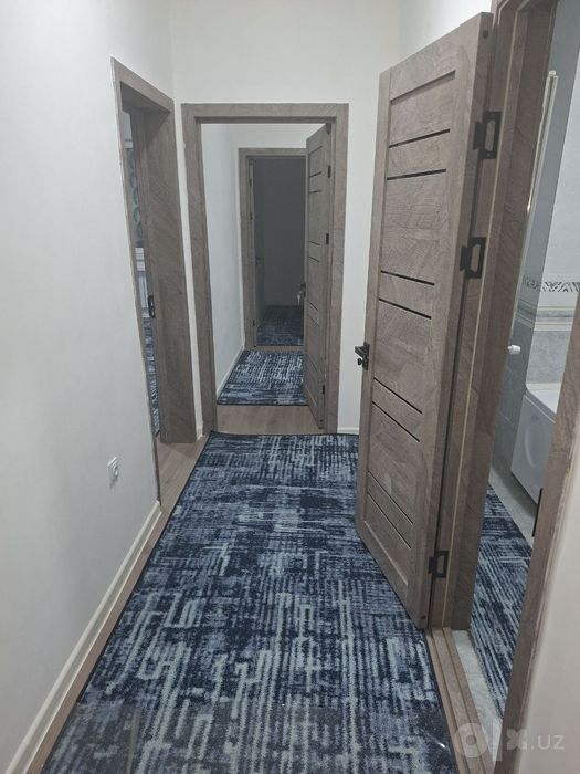 Yangixayot  tumani nurhayot mahaladı 2 xonalık uy arendaga berıladı