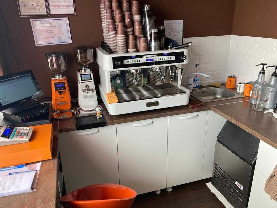 Afacere la cheie - Cafenea "To Go"